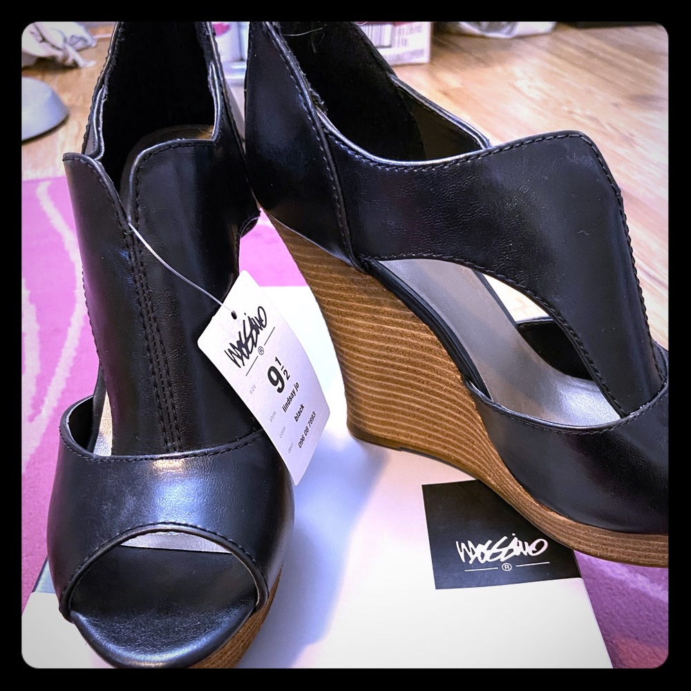 Wedge black heels